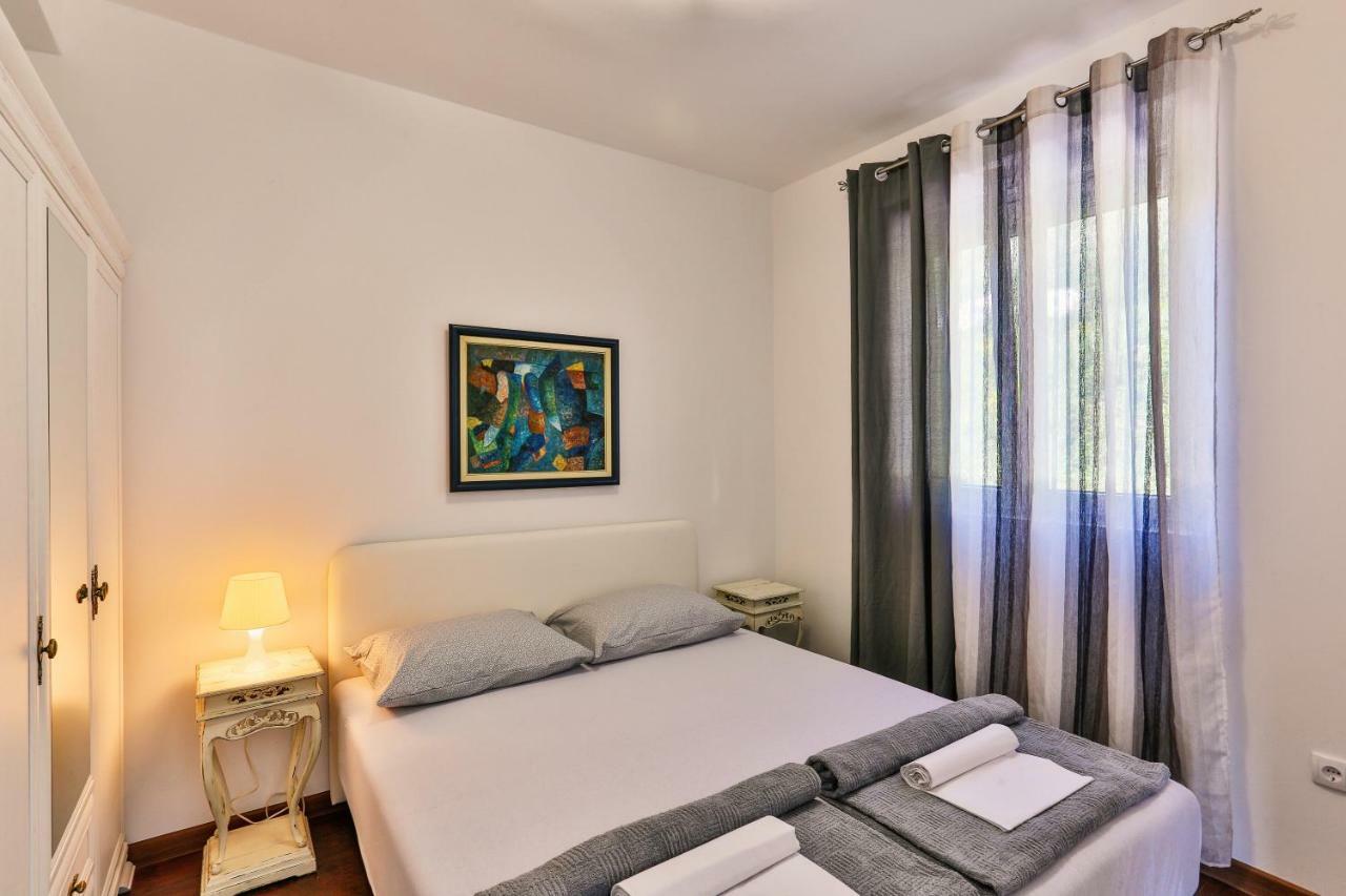 Apartmani Visum Sveti Stefan Extérieur photo