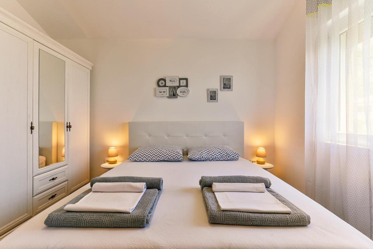 Apartmani Visum Sveti Stefan Extérieur photo
